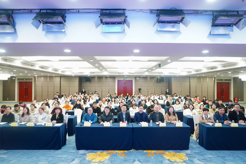 株洲市危重孕產(chǎn)婦救治應(yīng)急演練競(jìng)賽成功舉行
